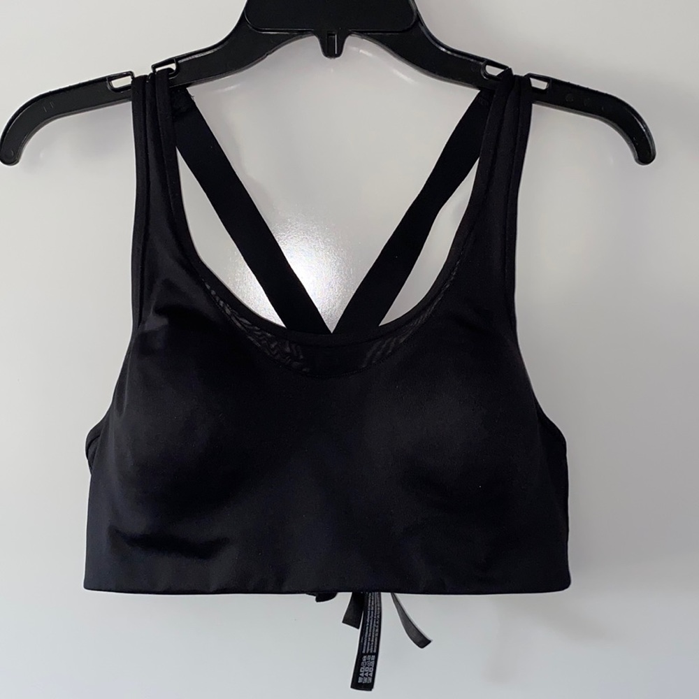 Pink sport bra size M